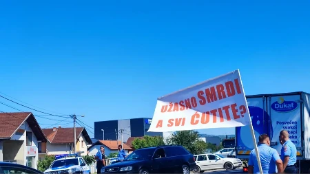 Održani protesti zbog regionalne deponije: Mještani vlastima dali rok (FOTO/VIDEO)