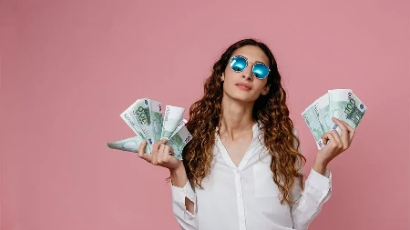 Veliki horoskop za avgust 2026: Saznajte koje znakove očekuje preokret na finansijskom planu i novi poslovni počeci