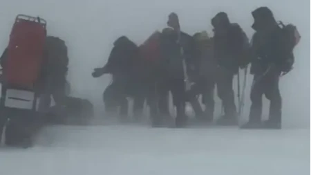 Preživjeli večeras slijeću u BiH, a evo kada stižu i tijela stradalih planinara