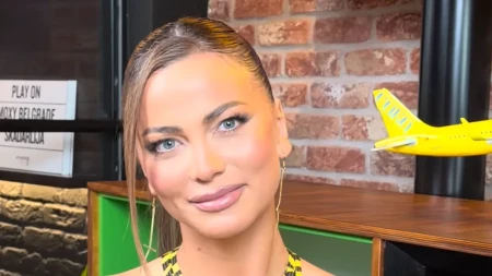 Paparaco u Budvi: Milica Pavlović prošetala skupocjeni stajling u opuštenom izdanju
