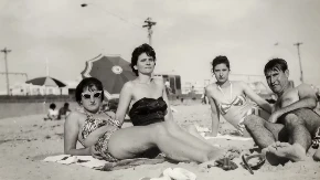 Nećete vjerovati kako je nekada izgledalo ljetovanje: Sunčanje je bilo posljednja stvar zbog koje su ljudi dolazili na plažu