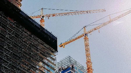 Tragedija na poslu: Poginuo radnik na gradilištu