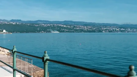 ČetGPT upozorio korisnike: Savjetuje da u avgustu izbjegavaju Hrvatsku
