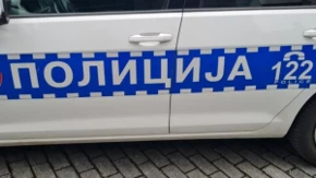 PU Zvornik: Provalili u kuću i odnijeli novac i nakit, iz dvorišta ukradene auto-prikolice