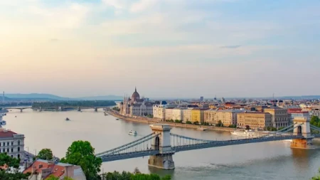 Podiže se vodostaj Dunava: Mađarska pokušava da spasi nukleranu elektranu