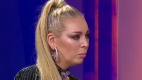 Ava Karabatić se oglasila iz policijske stanice: Na prevaru me je odveo u stan i uzeo mi telefon