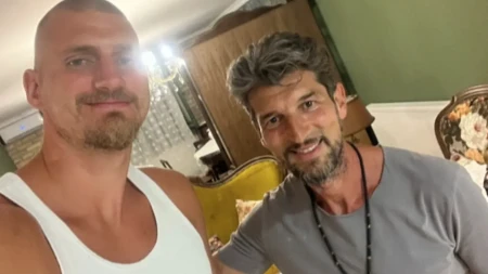 Jokić otišao kod frizera u Somboru pa ga oduševio poklonom