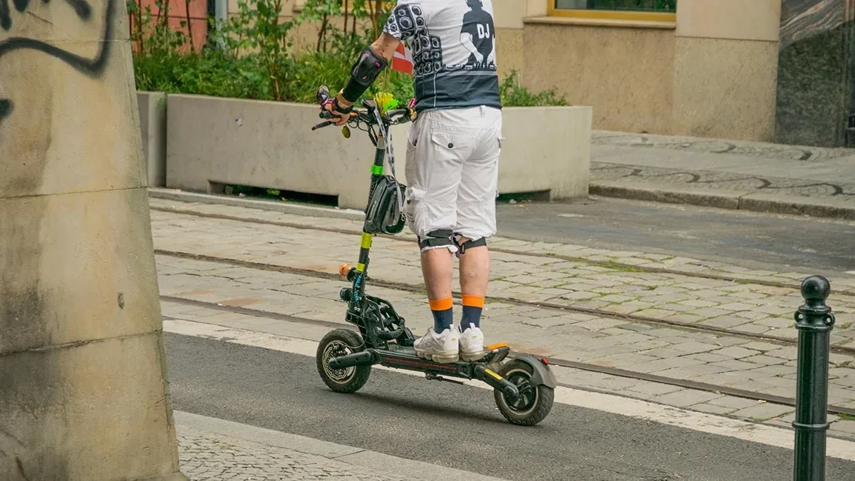 Trudnicu udario trotinet dok je šetala, zadobila potres mozga