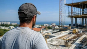 Došao na Brač da radi kao portir, a završio na građevini: Sezonac iz BiH otkrio šta ga je dočekalo u hotelu sa pet zvjezdica