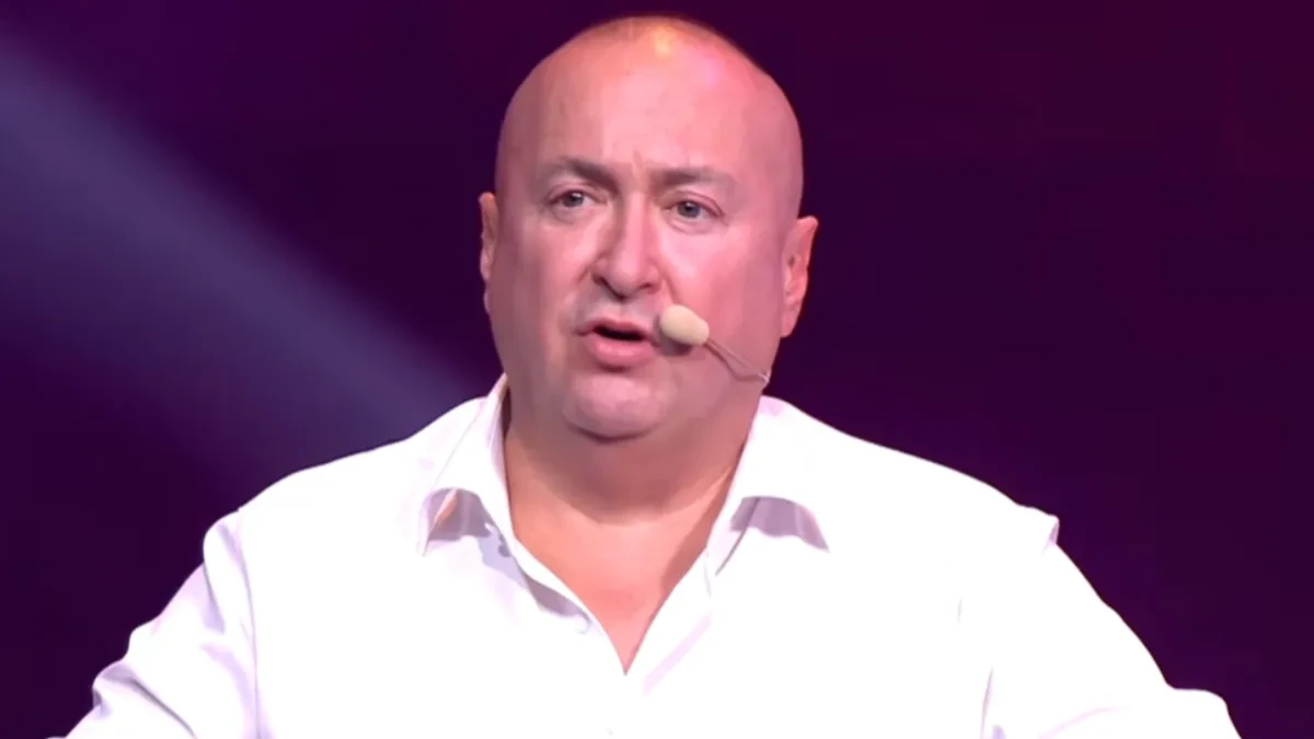 Đani dao 10.000 evra za nove zube, pa se pohvalio prijateljima da će imati holivudski osmijeh