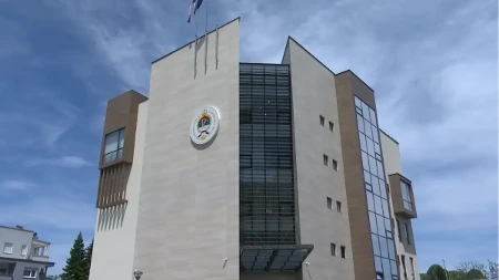 Ostaje na snazi zabrana isticanja ljiljana u Srpskoj: Sud stao uz NS RS