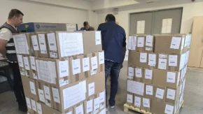 Počela distribucija glasačkih listića za one koji glasaju poštom van BiH