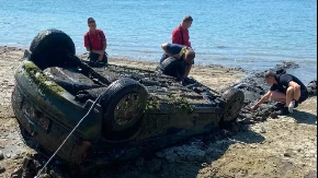 Nizak vodostaj Dunava otkrio automobil ukraden prije 13 godina: "Plakao sam"