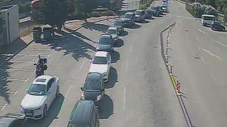 Saobraćajni kolaps u Hrvatskoj: Putnici zaglavljeni u kolonama i po 28 sati