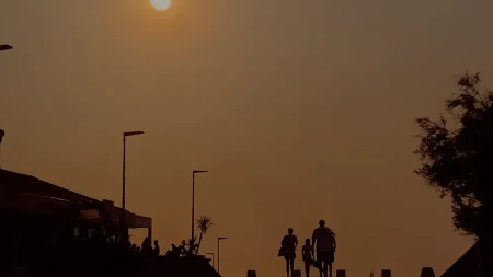 I danas sunčano i vruće, temperatura do 42 stepena