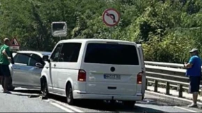 Teška saobraćajka kod tunela Vranduk: Tri osobe prevezene u Kantonalnu bolnicu Zenica