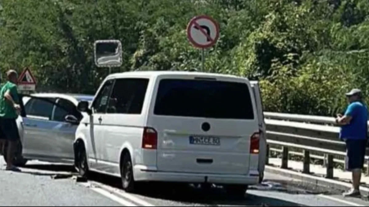 Teška saobraćajka kod tunela Vranduk: Tri osobe prevezene u Kantonalnu bolnicu Zenica