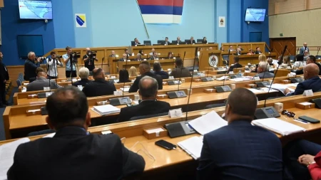 58 aktuelnih poslanika NS RS ponovo želi u tu fotelju