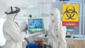 Od ebole preminulo više od 2.500 ljudi