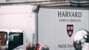 Harvard pokrenuo onlajn program sa AI avatarima profesora: Revolucija u visokom obrazovanju
