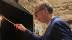 Vučić obišao Crkvu Svetih apostola Petra i Pavla u Novom Pazaru: „Mjesto koje čuva temelje srpske vjere, državnosti i identiteta“