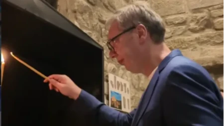 Vučić obišao Crkvu Svetih apostola Petra i Pavla u Novom Pazaru: „Mjesto koje čuva temelje srpske vjere, državnosti i identiteta“