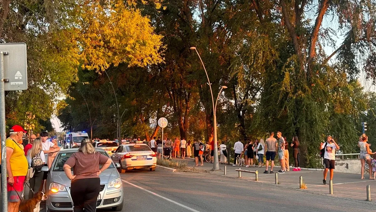 Teška saobraćajka: Automobil naletio na majku sa troje dece, više povrijeđenih