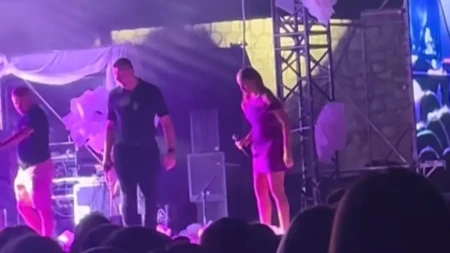 Human gest Aleksandre Prijović na koncertu u Banjaluci: Prekinula nastup i pomogla obožavaocu kome je pozlilo