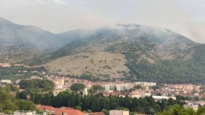 Izbio novi požar kod Trebinja, vatra se ponovo spušta prema gradu (VIDEO)