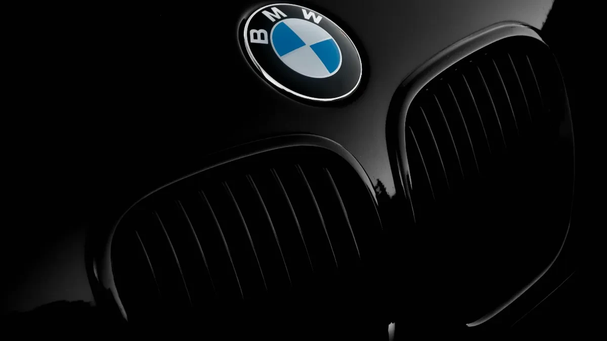 BMW iz automobila izbacuje dugmad: Glas i dodir preuzimaju kontrolu