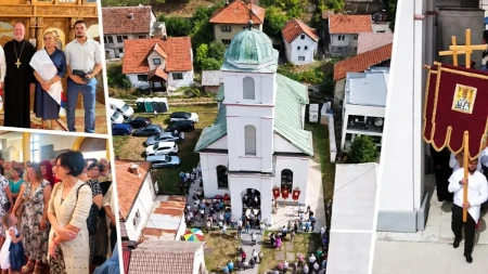 Velika Gospojina u Donjem Vakufu okupila stotine vjernika-Srba izbjeglih iz ovog kraja
