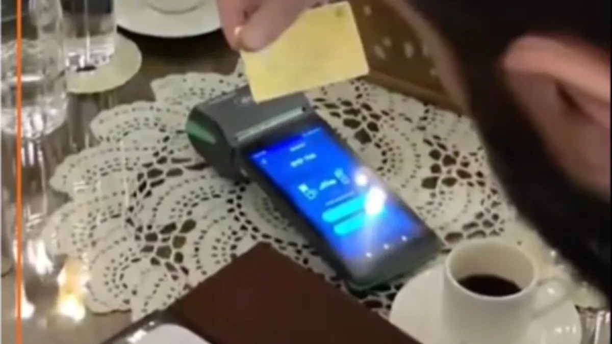 Nakon 15 godina čekanja: Kafa u Siriji plaćena karticom