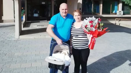 Beba stigla nakon 17 godina borbe: Priča bračnog para Komlenić o trnovitom putu do roditeljstva