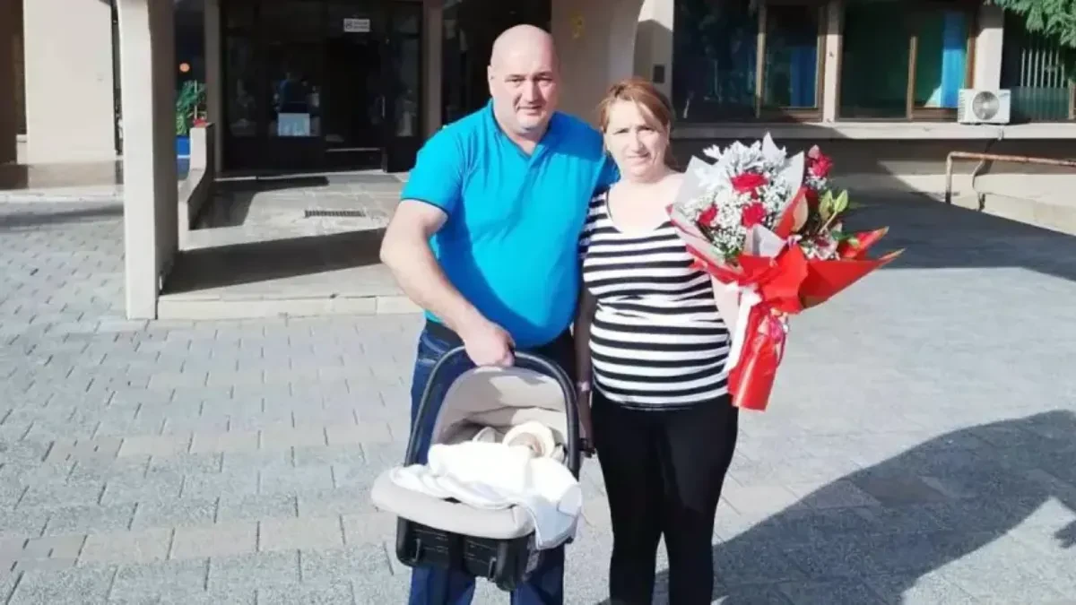Beba stigla nakon 17 godina borbe: Priča bračnog para Komlenić o trnovitom putu do roditeljstva