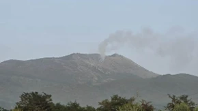 Više od 60 ljudi gasi požar na Trebeviću: Očekuje se angažovanje helikoptera