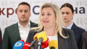 Šukalo odgovorila na optužbe SNSD-a: Nemamo vremena za vaše tračeve, uništili ste sve što ste dotakli