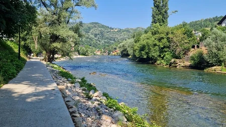 Snimljeno nepropisno odlaganje otpada na banjalučkoj Abaciji