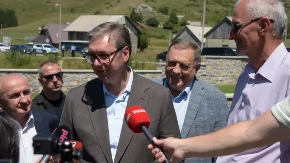 Vučić poručio iz Bugojna: Srbi se moraju držati zajedno