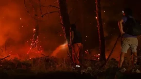 Šumski požar iznad sela Barlovci: Mještani sumnjaju da je buknula divlja deponija
