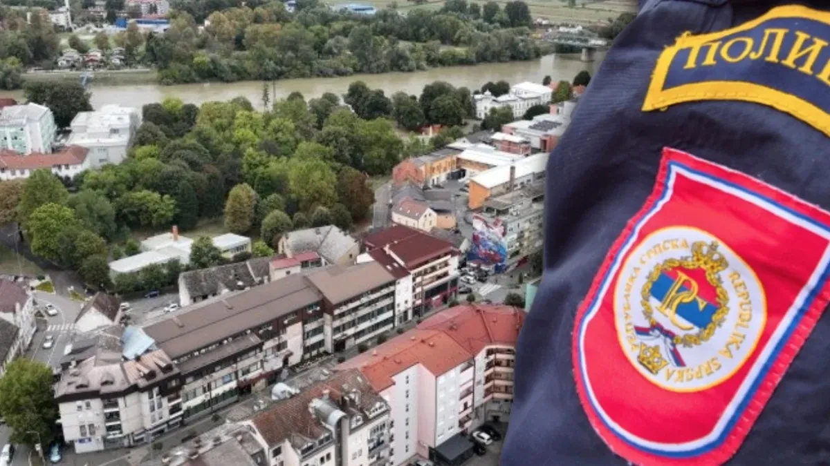 Sudar „mercedesa“ i „golfa“ u Gradišci: Jedna osoba prevezena u bolnicu