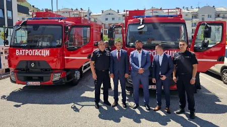 Foča i Čelinac dobili vatrogasna vozila: Uloženo 680.000 KM, stižu i auto-ljestve od 2,3 miliona