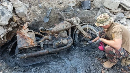 Dunav otkrio tajnu iz Drugog svjetskog rata: Pronađeni posmrtni ostaci i gotovo netaknut motocikl