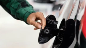 Punjenje rezervoara nikad skuplje: Cijena dizela u Srpskoj ide i do 3,42 KM, stručnjaci podijeljeni oko uzroka