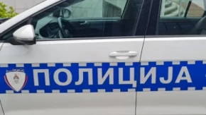 Brza akcija policije u Stanarima: Provalio u kuću i ukrao gasni pištolj, pa uhapšen