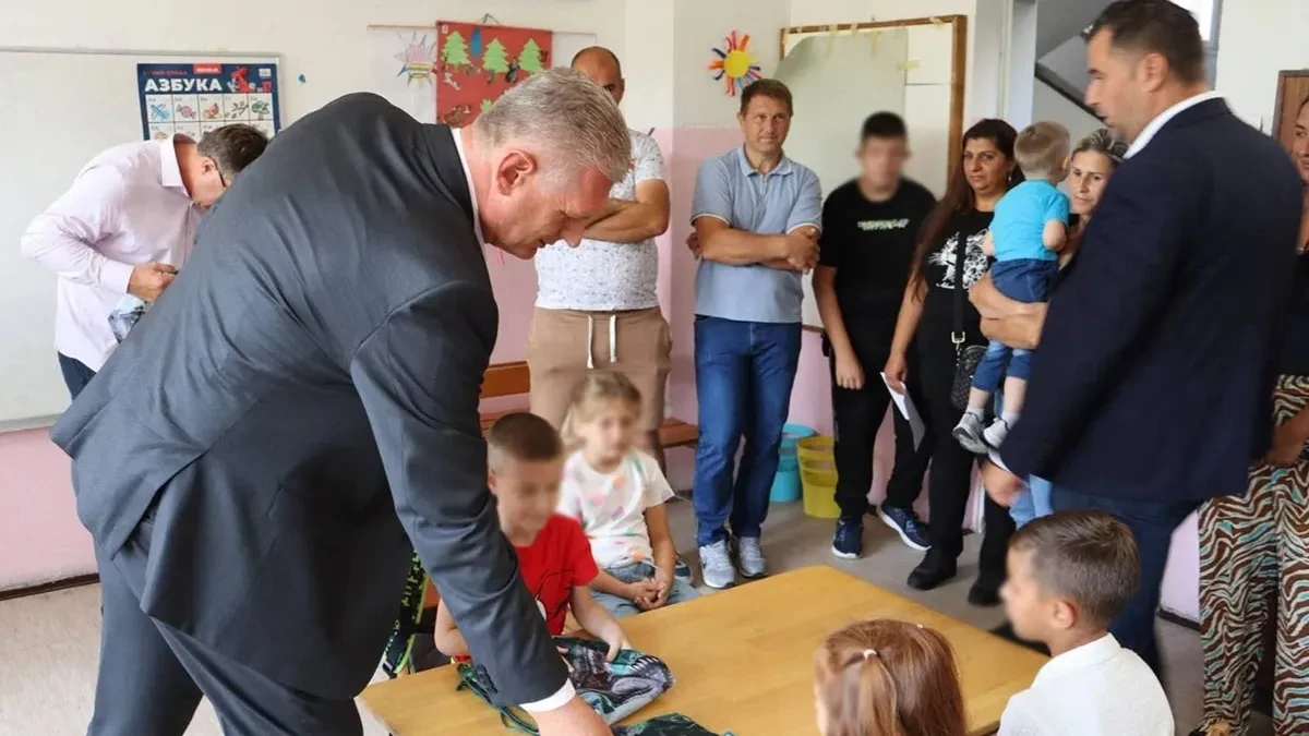 Ponovo zvoni zvono u Peljavama: Obnovljena područna škola i upisano pet đaka