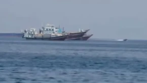 U blizini Ormuskog moreuza tanker pogođen sa tri projektila