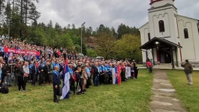 Na Ozrenu marš "Stazama egzodusa"