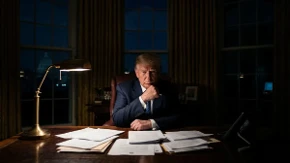 Trump traži da muzej američke istorije postavi velike kipove Džordža Vašingtona