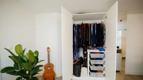 Stavite ovo u ormar i posteljina će duže mirisati svježe: Trik koji skoro svi već imaju kod kuće