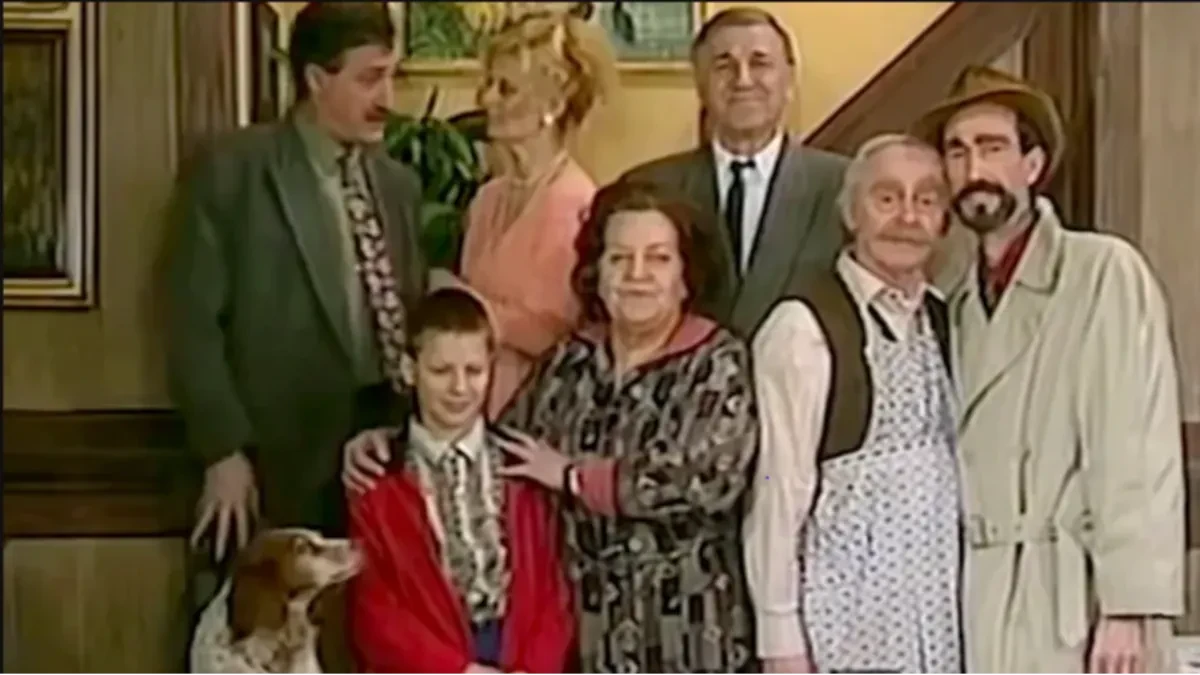 Šta se dogodilo sa glumcima iz serije "Srećni ljudi": Neca ima biznis, a evo i ko je napustio glumu